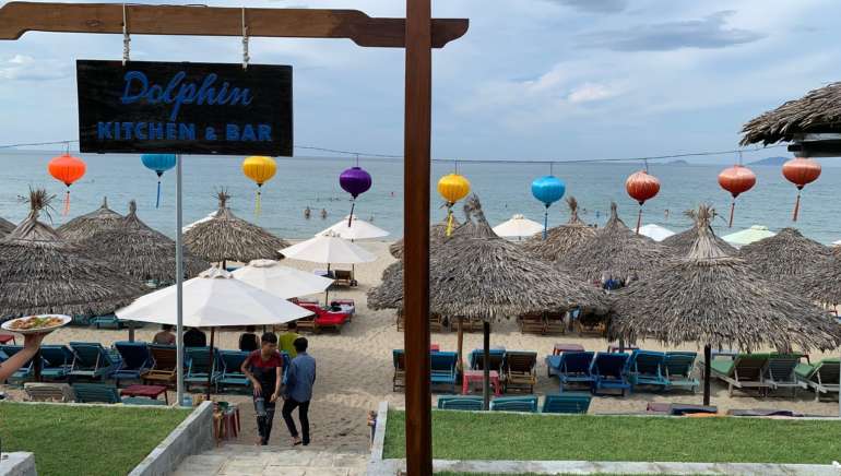 Bars with nice beach view in Hoi An