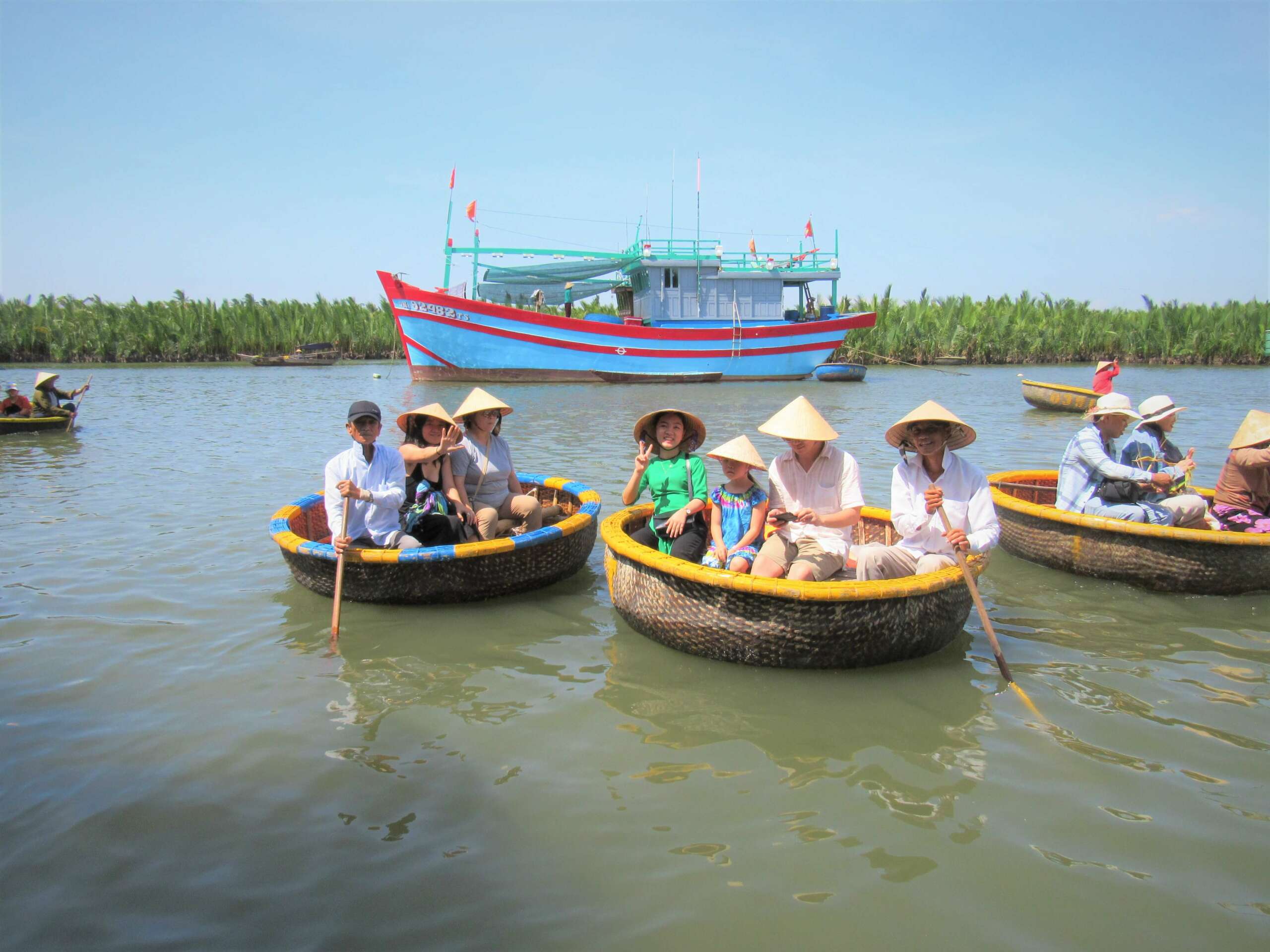 Hoi An Cooking Class with Market and Basket Boat