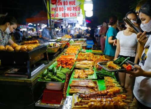 Da Nang Food Tour: The Ultimate Guide to Tasting Central Vietnam’s Coastal City